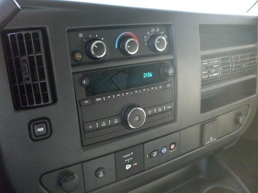 2025 GMC Savana 3500 Work Van