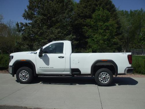 2025 GMC Sierra 2500 Pro