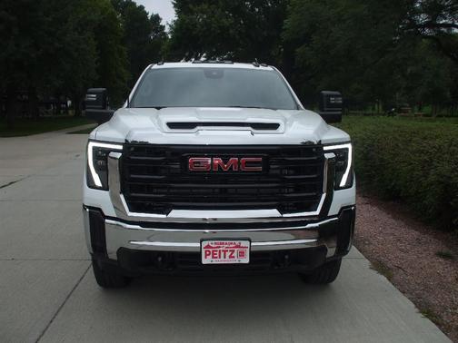 2025 GMC Sierra 2500 Pro