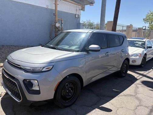 Gray 2022 Kia Soul LX 4dr Crossover CVT