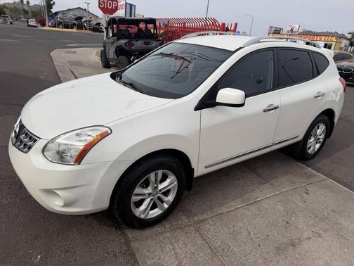White 2012 Nissan Rogue SV