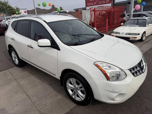 White 2012 Nissan Rogue SV