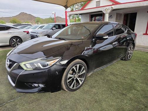 Black 2018 Nissan Maxima 3.5 SL