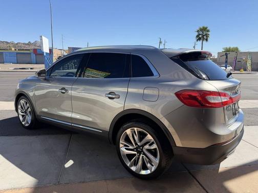 Gray 2017 Lincoln MKX Reserve