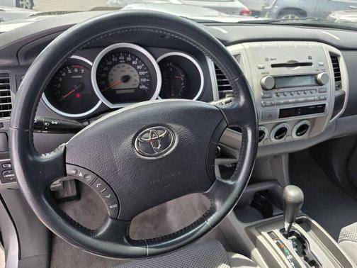 Silver 2006 Toyota Tacoma PreRunner Double Cab