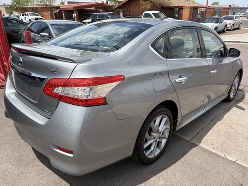 Gray 2013 Nissan Sentra SR