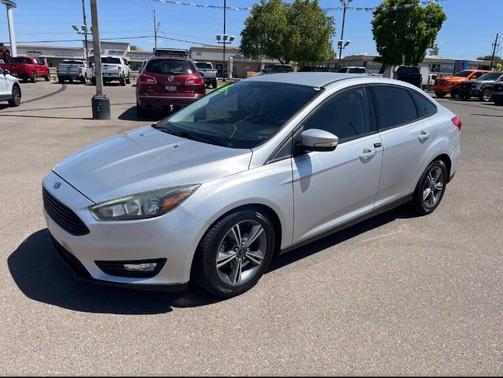 Silver 2016 Ford Focus SE
