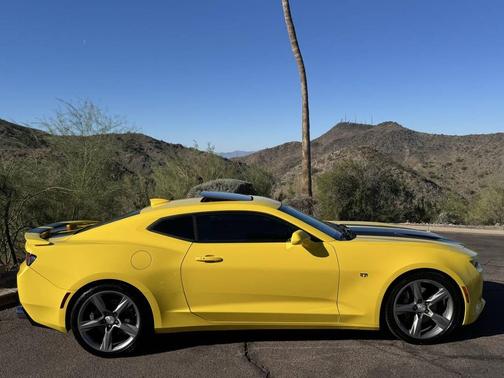 Yellow 2018 Chevrolet Camaro 1SS