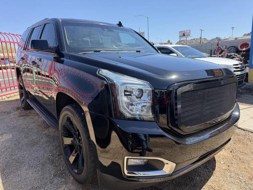Black 2019 GMC Yukon SLT