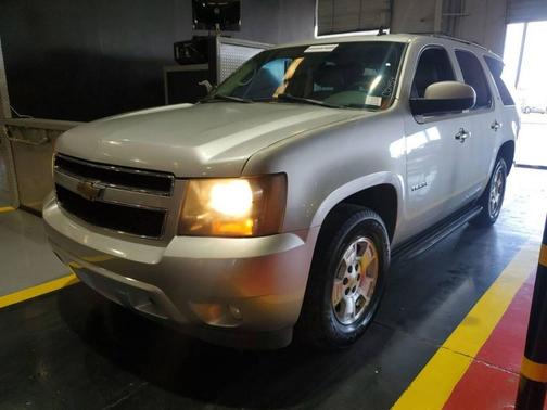 Silver 2010 Chevrolet Tahoe LT