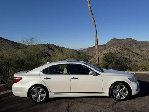 White 2011 Lexus LS 460 Base