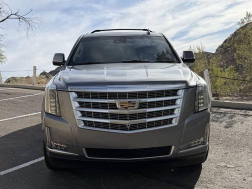 Gray 2019 Cadillac Escalade Luxury