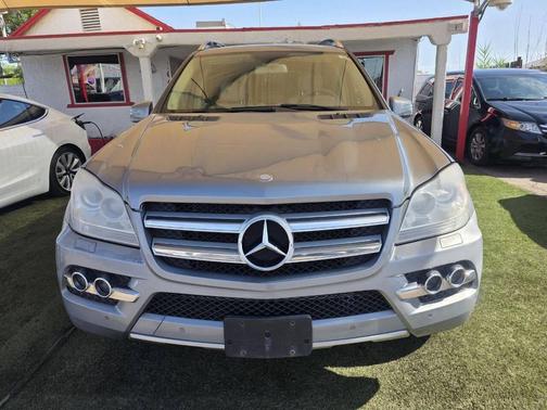 Gray 2011 Mercedes-Benz GL-Class GL 450 4MATIC AWD 4dr SUV