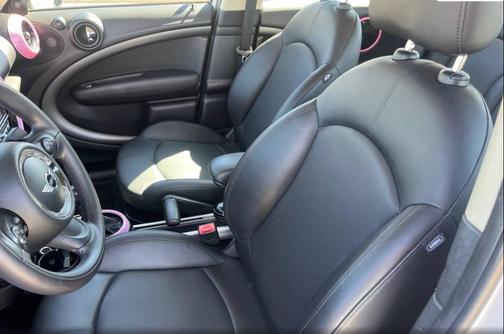 Off White 2014 MINI Countryman Cooper S
