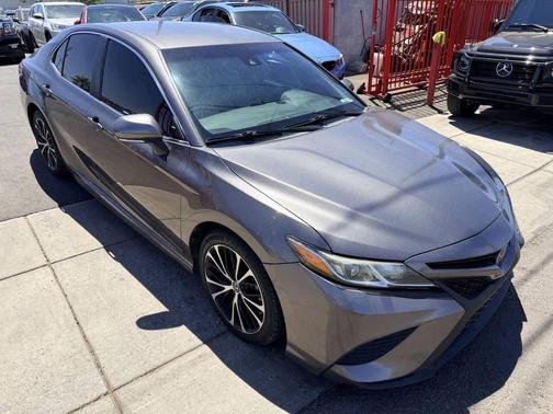 Gray 2019 Toyota Camry SE