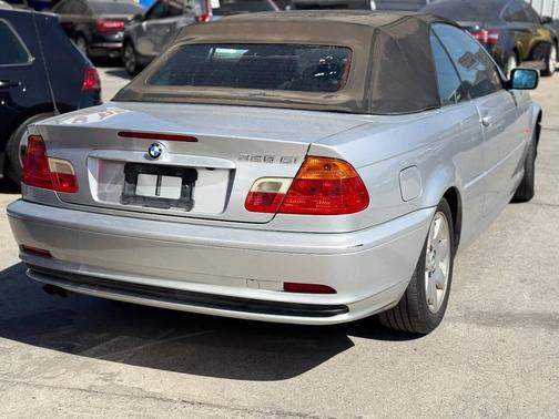 Silver 2001 BMW 325 Ci