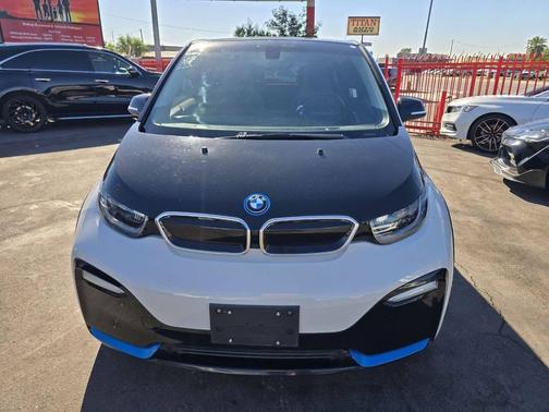 White 2018 BMW i3 94Ah s