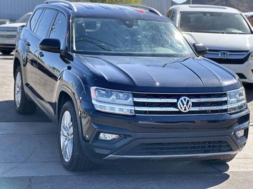 Black 2019 Volkswagen Atlas 3.6L SE w/Technology
