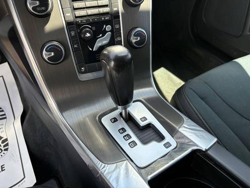 Black 2012 Volvo S60 T5