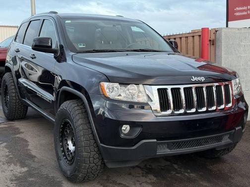 Blue 2011 Jeep Grand Cherokee Laredo