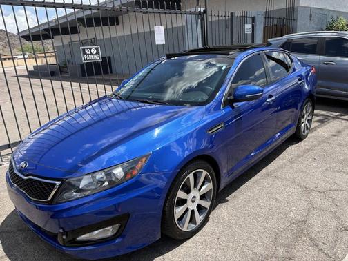 Blue 2013 Kia Optima SX