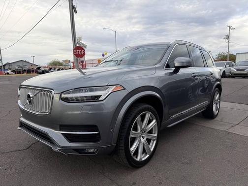 Gray 2017 Volvo XC90 T6 Inscription