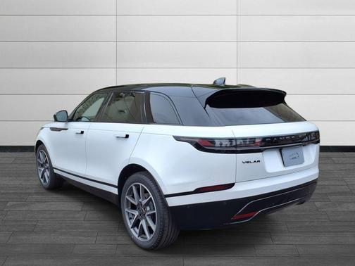 2026 Land Rover Range Rover Velar P250 SE R-Dynamic