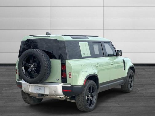 2023 Land Rover Defender 110 75th Edition