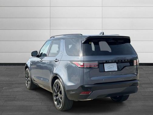 2026 Land Rover Discovery Dynamic SE