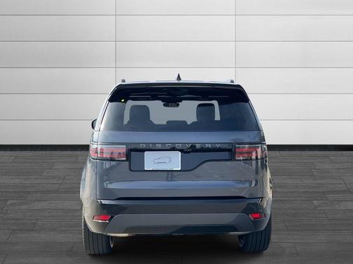 2026 Land Rover Discovery Dynamic SE