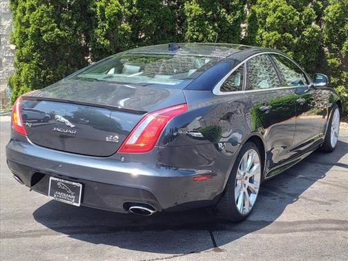 2019 Jaguar XJ R-Sport