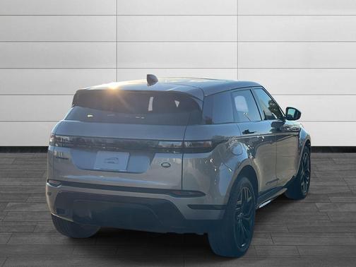 2022 Land Rover Range Rover Evoque R-Dynamic SE