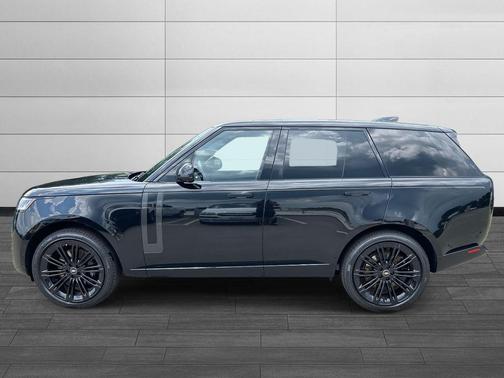 2025 Land Rover Range Rover P530 SE