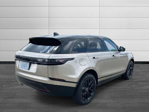 2026 Land Rover Range Rover Velar P400 Dynamic SE