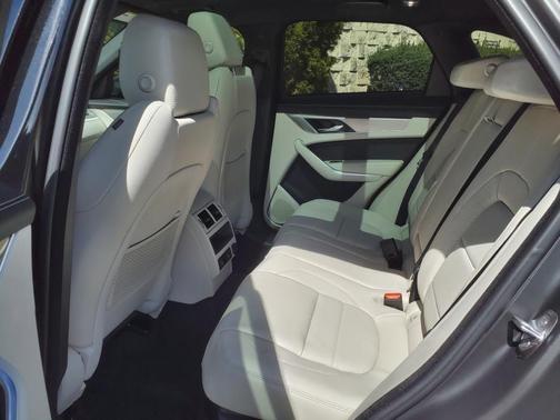 2026 Jaguar F-PACE R-Dynamic S P250 AWD Automatic