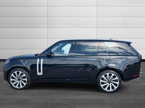 2026 Land Rover Range Rover P530 Autobiography