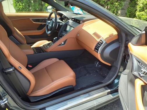 2023 Jaguar F-TYPE P450