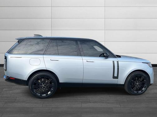 2023 Land Rover Range Rover Autobiography