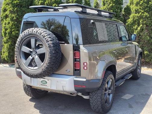 2020 Land Rover Defender 110 SE