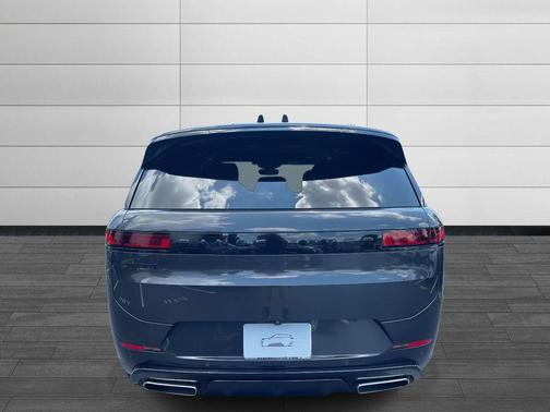 2024 Land Rover Range Rover Sport SE