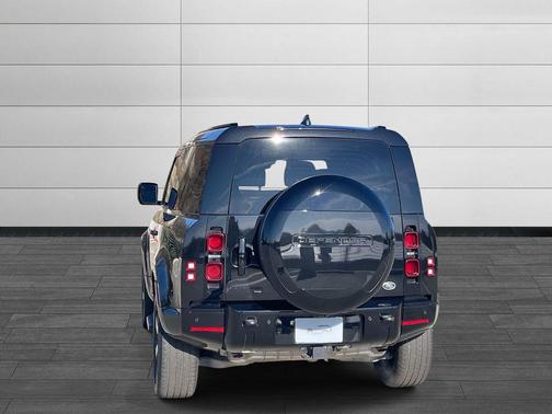 2023 Land Rover Defender 90 X-Dynamic SE