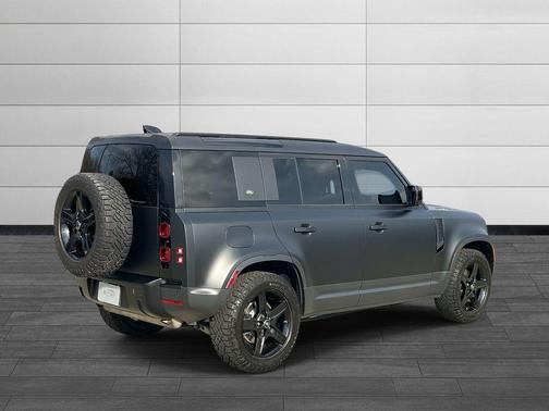 2020 Land Rover Defender 110 HSE