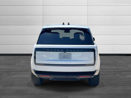 White 2024 Land Rover Range Rover P530 Autobiography