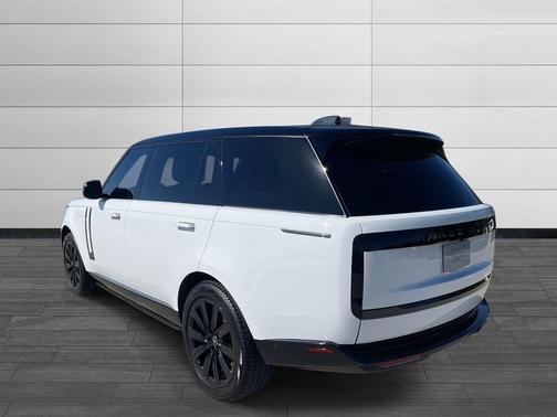 2024 Land Rover Range Rover P530 Autobiography
