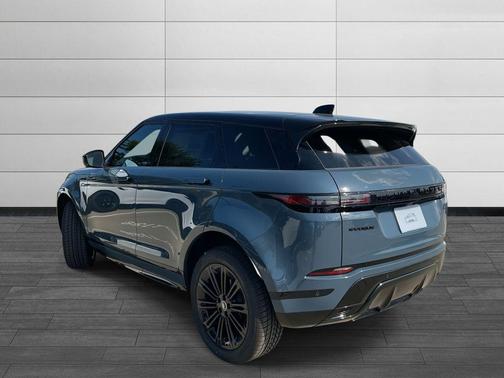 2026 Land Rover Range Rover Evoque Dynamic SE