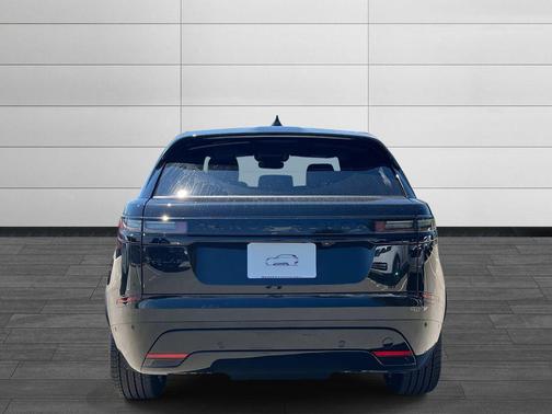2026 Land Rover Range Rover Velar P250 SE R-Dynamic