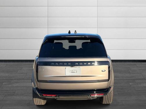 2023 Land Rover Range Rover P530 SE