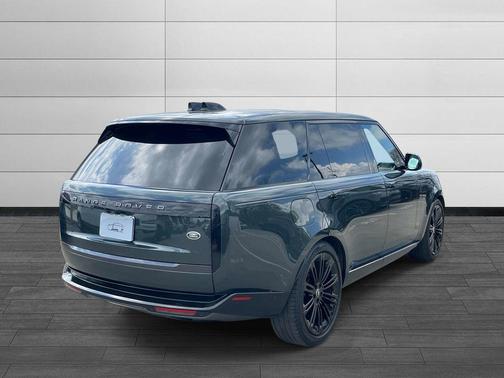 2023 Land Rover Range Rover Autobiography