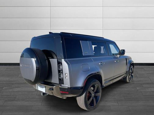 2024 Land Rover Defender X