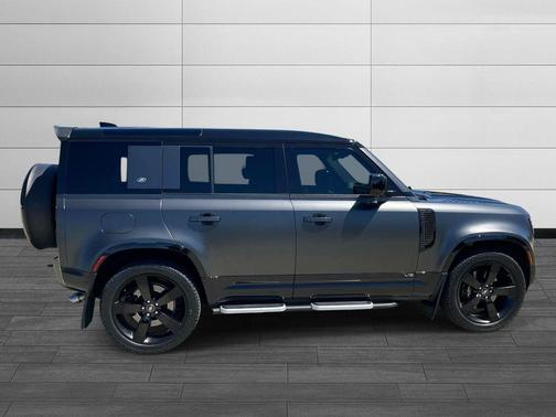 Carpathian Grey Premium Metallic 2023 Land Rover Defender 110 Carpathian Edition
